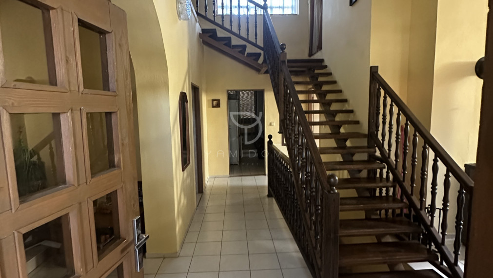 MATÚŠKOVO | 8izbový veľkorysý RD  na 1000m2 pozemku