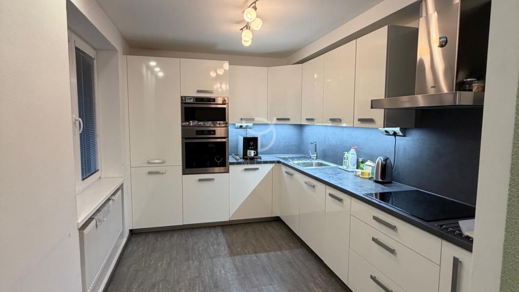 M U D R O Ň O V Á | 4i byt s balkónom a spoločným dvorom | BA I