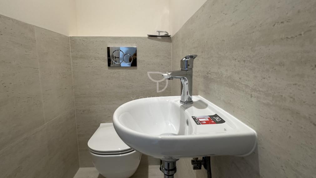 STUPAVA| Príjemný 3-izbový 120m2 iklimatizovaný byt po čerstvej  rekonštrukcii s parkovaním pre 3autá