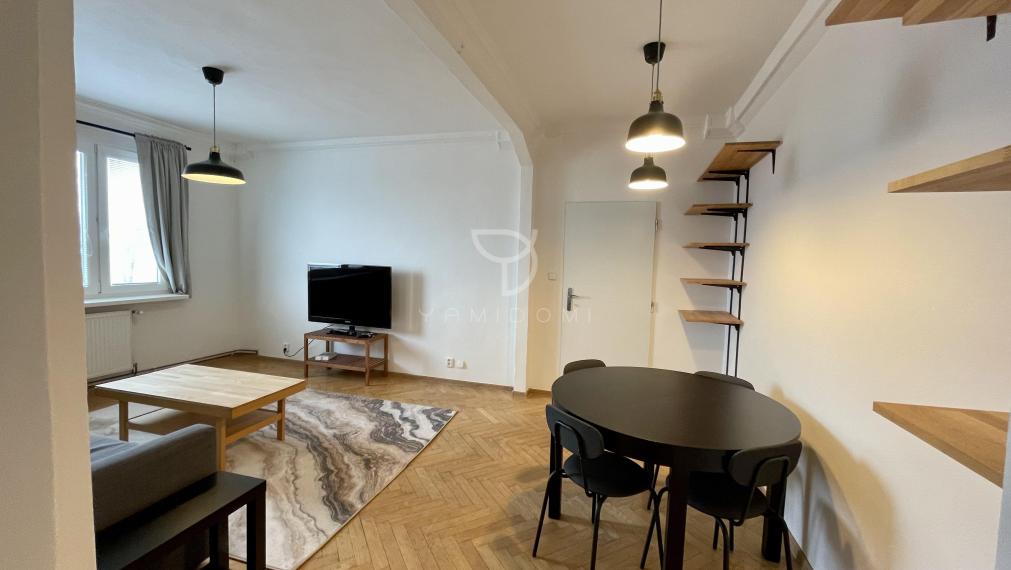 Zariadený 3 izbový byt s balkónom - RAČIANSKA