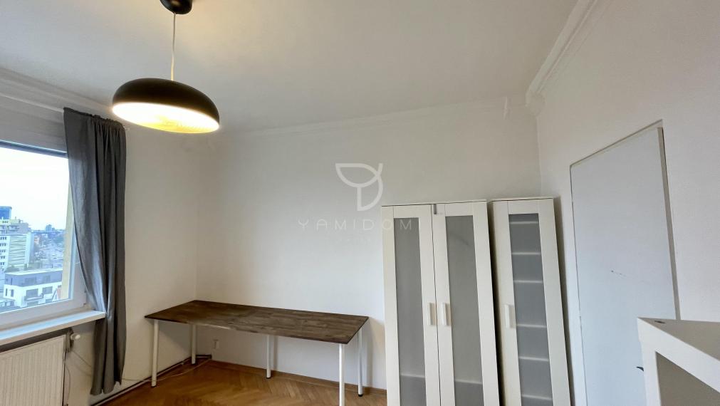 Zariadený 3 izbový byt s balkónom - RAČIANSKA