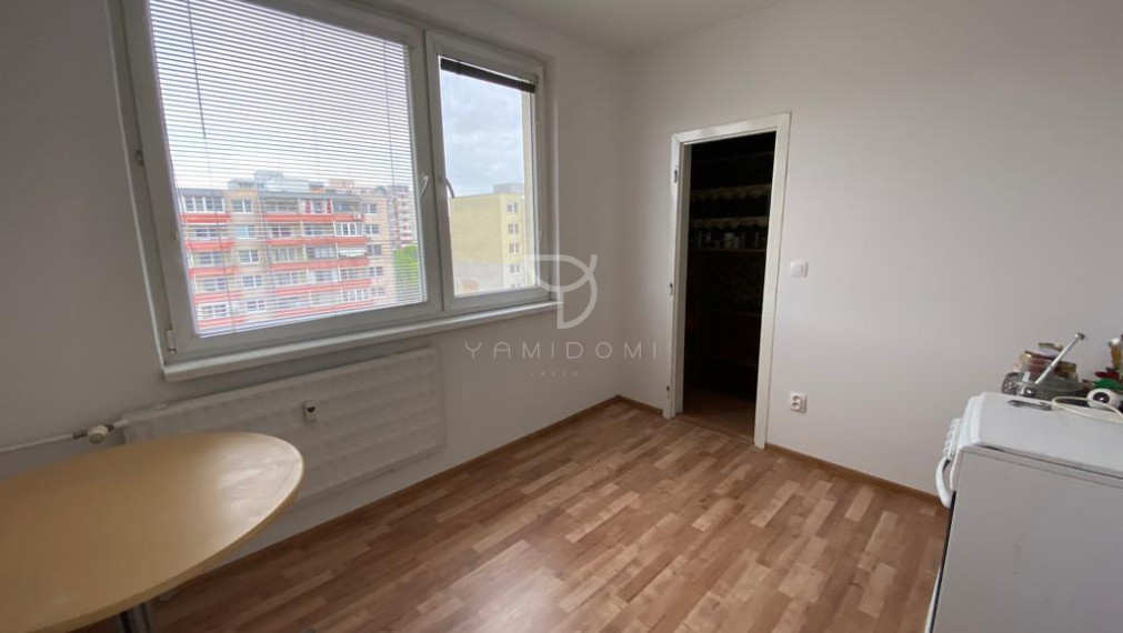 Veľkometrážny 3 izbový byt - JÉGEHO