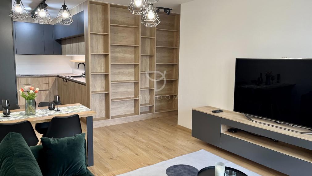 Dizajnový 2 izbový byt s balkónom a parkovaním, JÉGEHO ALEJ