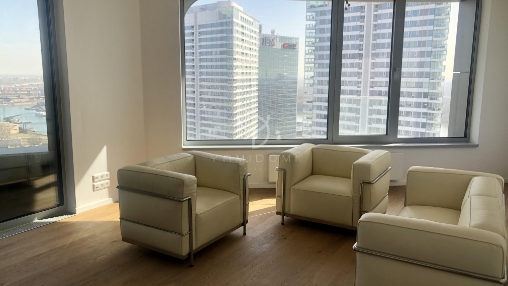 3-room apartment ~ SKY PARK, Downtown