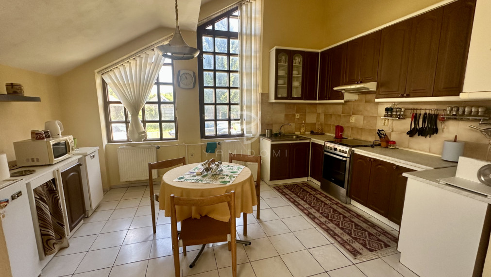 MATÚŠKOVO | 8izbový veľkorysý RD  na 1000m2 pozemku