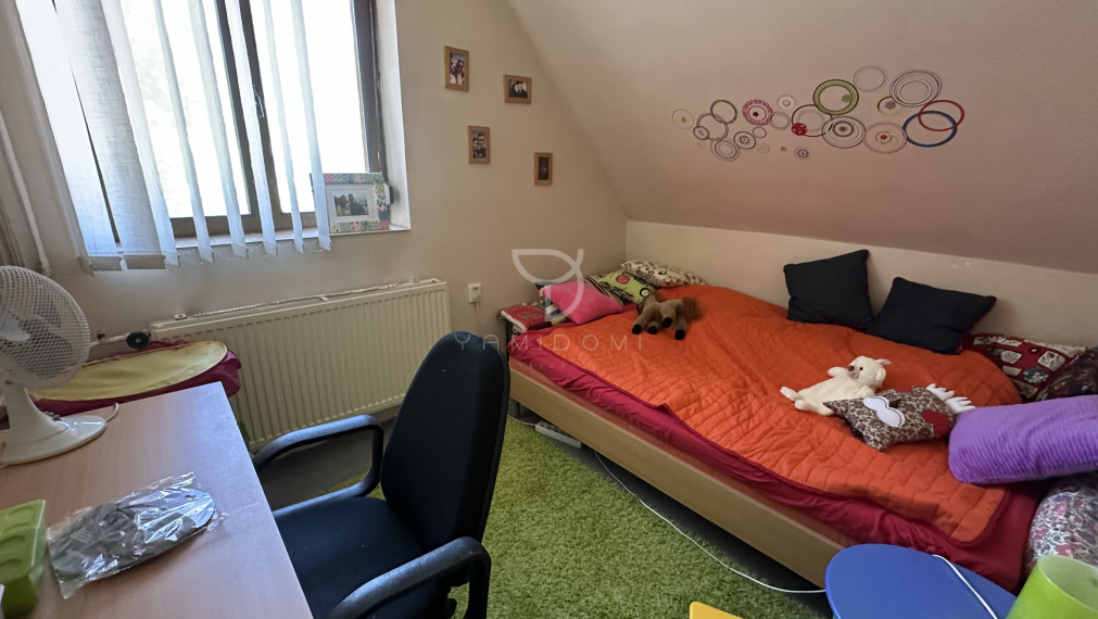 MATÚŠKOVO | 8izbový veľkorysý RD  na 1000m2 pozemku