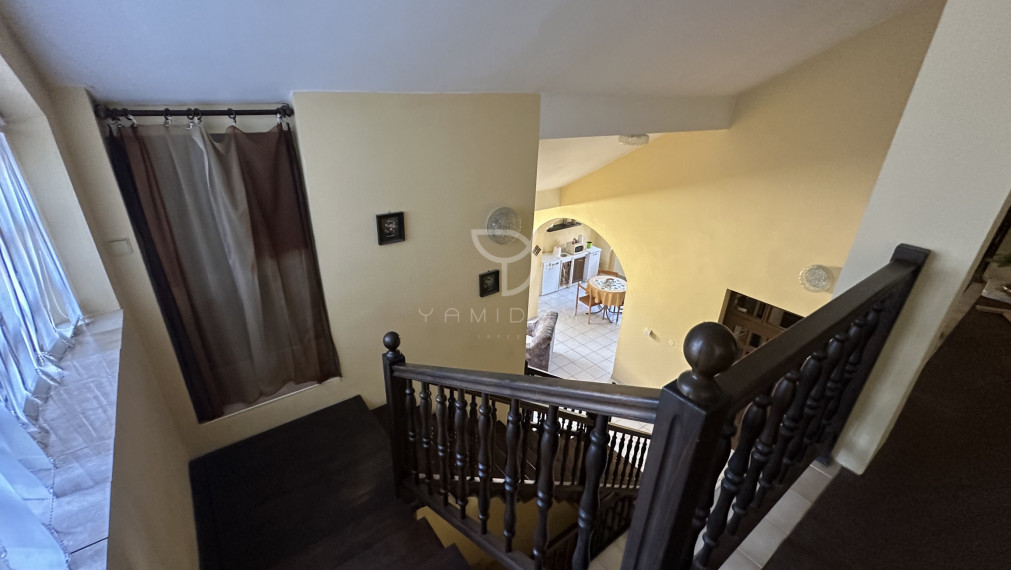 MATÚŠKOVO | 8izbový veľkorysý RD  na 1000m2 pozemku