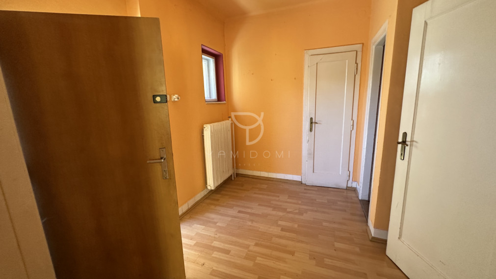 TRNÁVKA|4i RD v tichej ulici s pozemkom 254m2