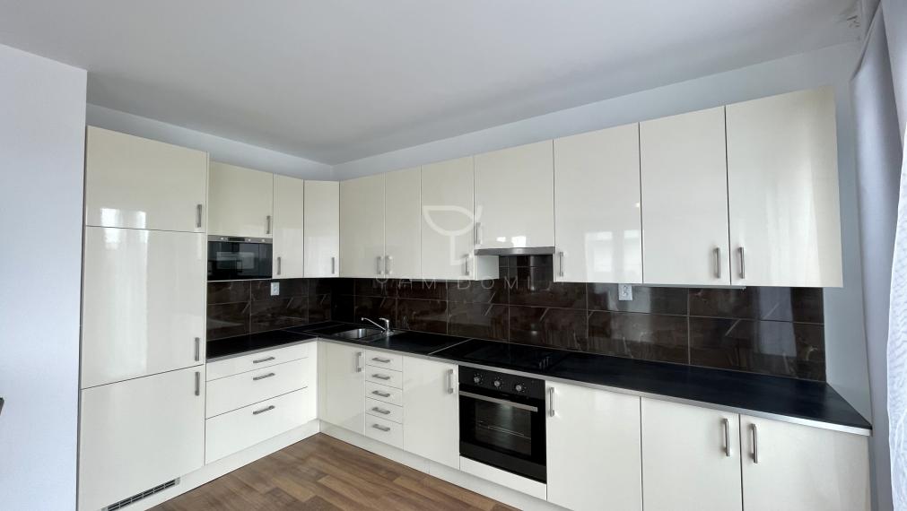 V A J N O R S K Á |  2i byt 68 m² + balkón s výhľadom na jazero  |  BAIII - NOVÉ MESTO