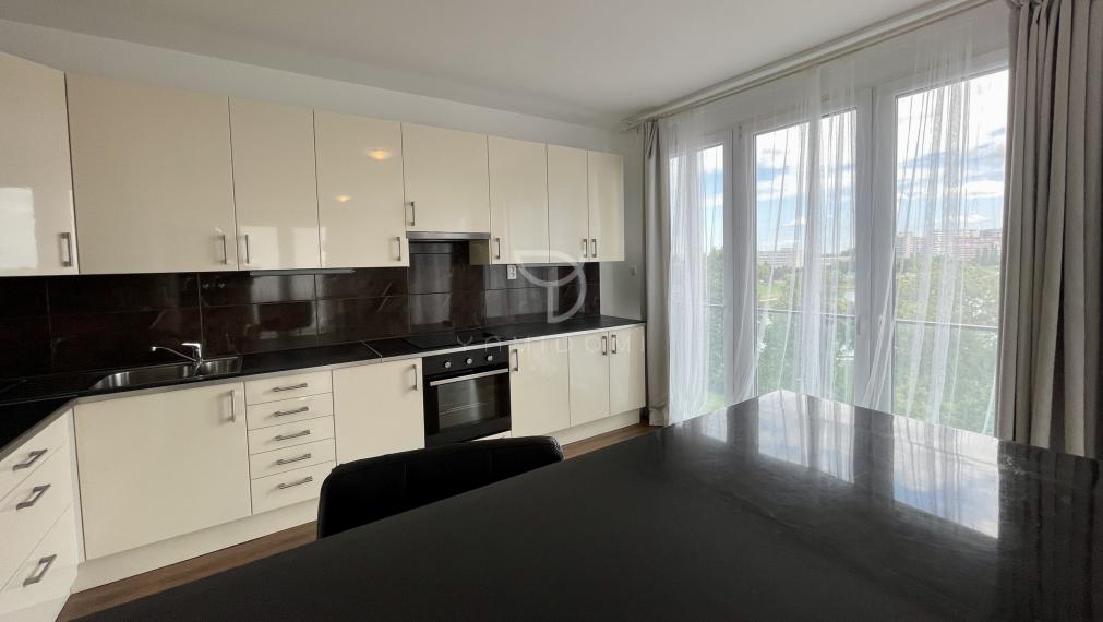 V A J N O R S K Á |  2i byt 68 m² + balkón s výhľadom na jazero  |  BAIII - NOVÉ MESTO