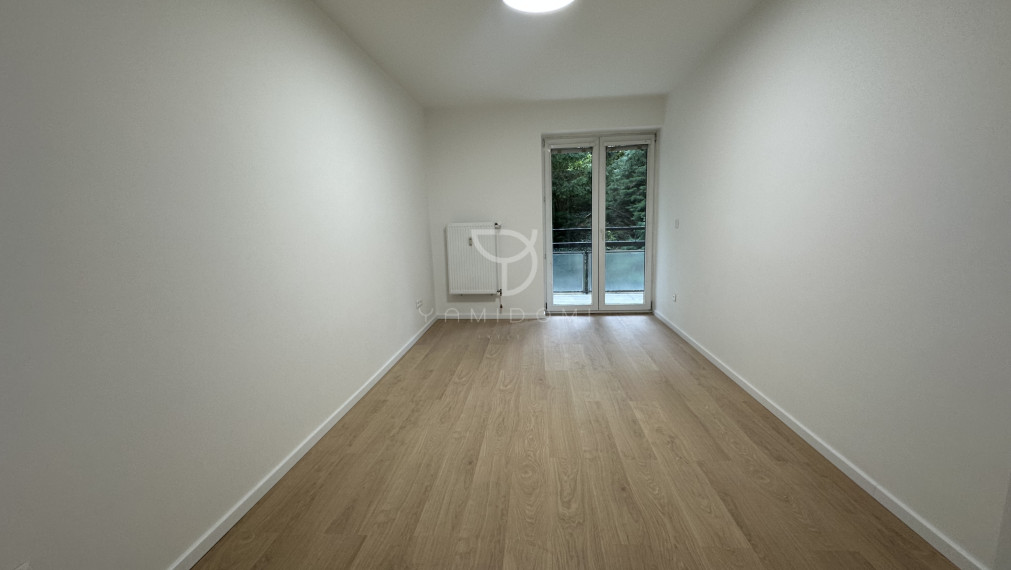 DROTÁRSKA CESTA| Novozrekonštruovaný 4izbový byt po kompletnej rekonštrukcii