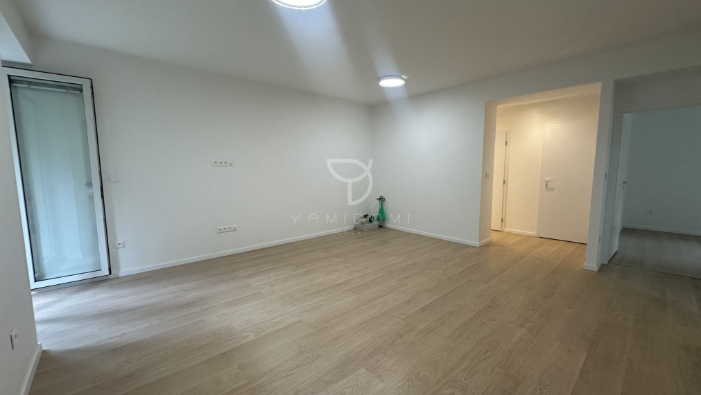 DROTÁRSKA CESTA| Novozrekonštruovaný 4izbový byt po kompletnej rekonštrukcii