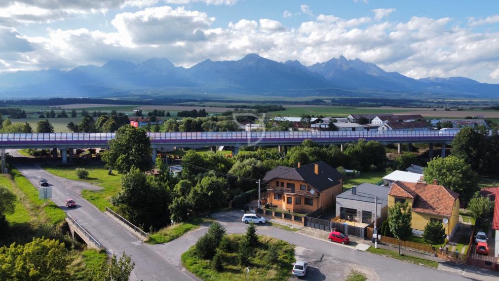 NA LETISKO  |  3 izbový RD 100 m²+ 1 izbový RD s garážou | POPRAD-VEĽKÁ