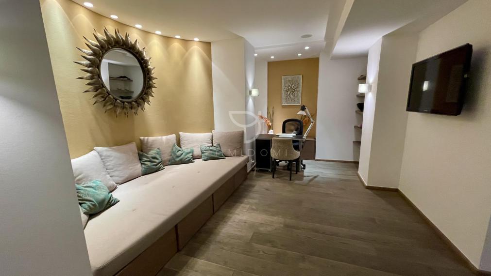 Zaujímavý priestor pre maséra vo wellness centre 7 SPA - Rezidencia H L B O K Á