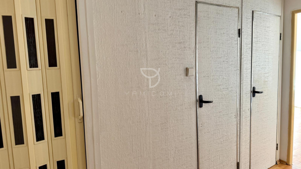 R O V N Í K O V A | 1 izbový byt 41m²  s 2 lodžiami | K O Š I C E