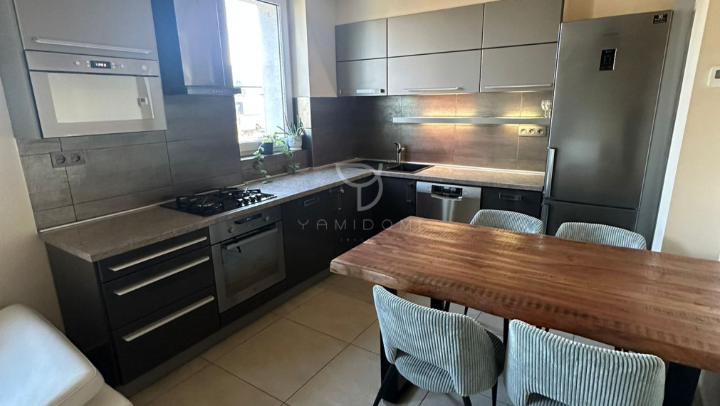 T R E N Č I A N S K A  | Priestranný 3 izbový priestranný byt 76 m² | BAII - RUŽINOV