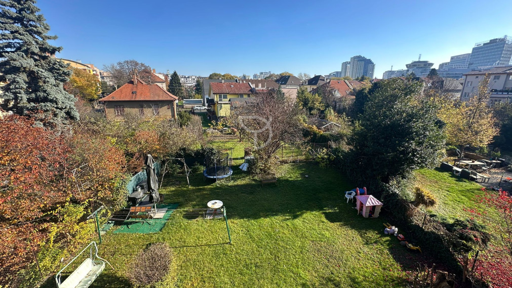 T R E N Č I A N S K A  | Priestranný 3 izbový priestranný byt 76 m² | BAII - RUŽINOV