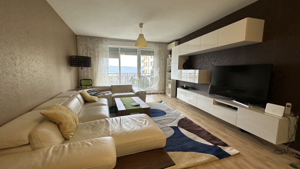 KRESANKOVA|4i byt 141m2 s garážovým státim, Karlova Ves