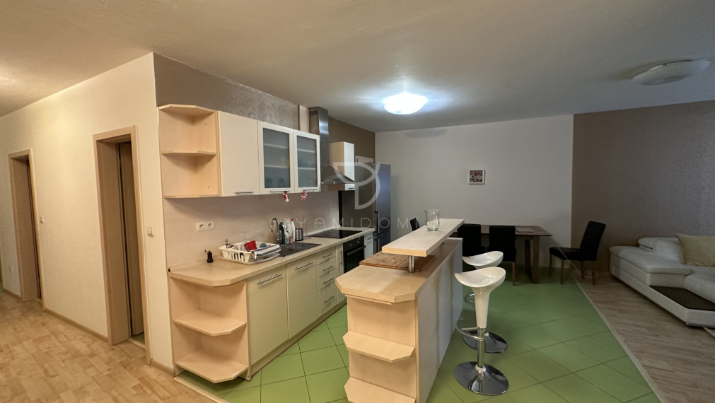 KRESANKOVA|4i byt 141m2 s garážovým státim, Karlova Ves