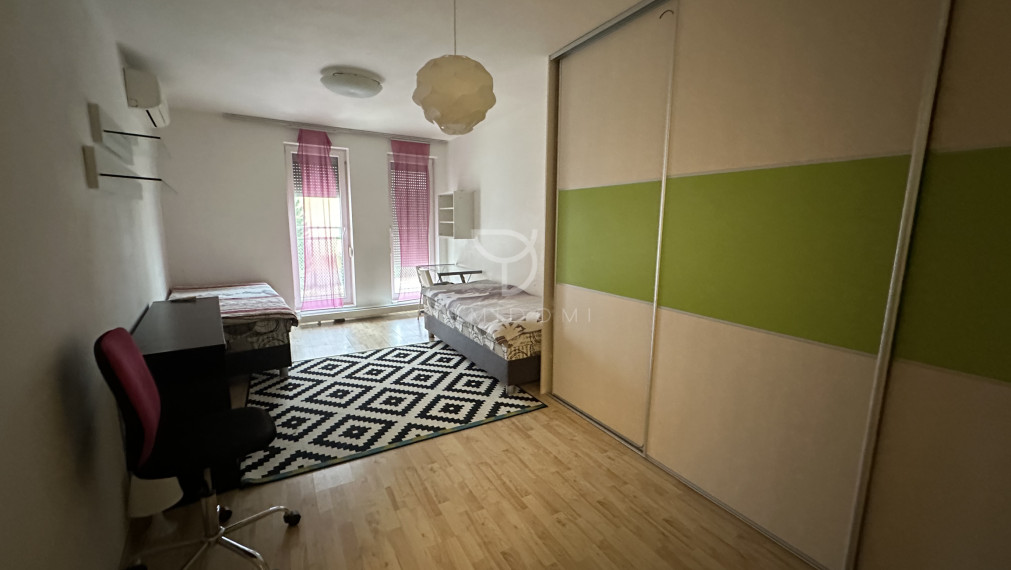 KRESANKOVA|4i byt 141m2 s garážovým státim, Karlova Ves