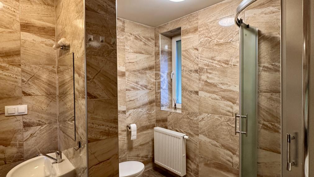 NA LETISKO  |  3 izbový RD 100 m²+ 1 izbový RD s garážou | POPRAD-VEĽKÁ