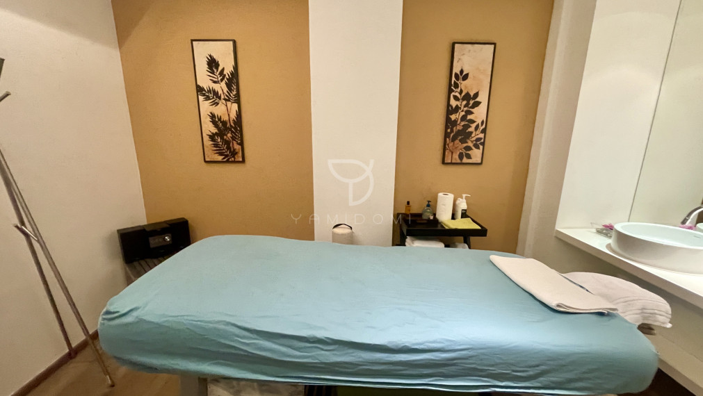 Otvorený priestor pre manikérku vo wellness centre 7 SPA - Rezidencia H L B O K Á