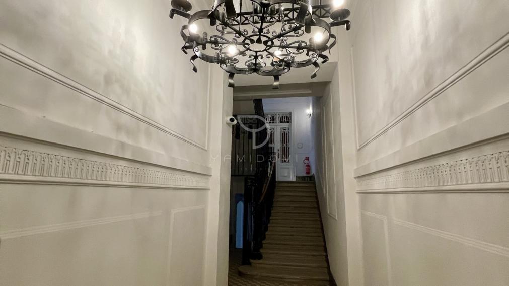 T O L S T É H O  | podkrovný kancelársky / ateliérový NP 70 m²  | BA I - Staré Mesto