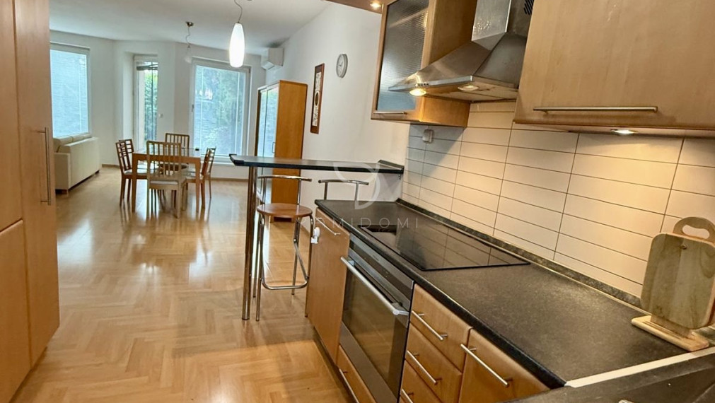 J A S E N C O V Á  |  5i rodinný dom s vlastnou saunou a wellnes atmosférou   | BA IV - DNV