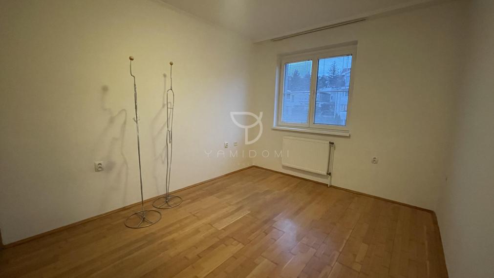 Unfurnished 4-room apartment with balcony and garage - TICHÁ