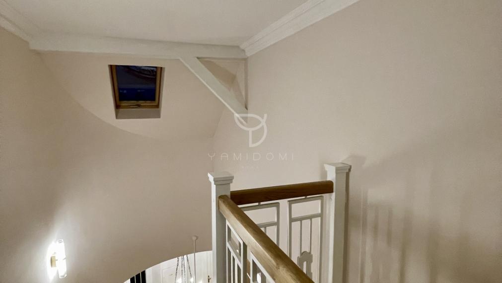 T O L S T É H O  | podkrovný kancelársky / ateliérový NP 70 m²  | BA I - Staré Mesto