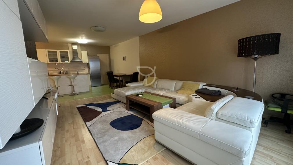 KRESANKOVA|4i byt 141m2 s garážovým státim, Karlova Ves