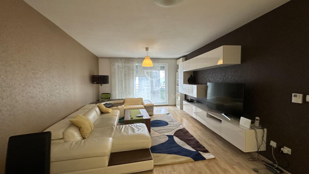 KRESANKOVA|4i byt 141m2 s garážovým státim, Karlova Ves