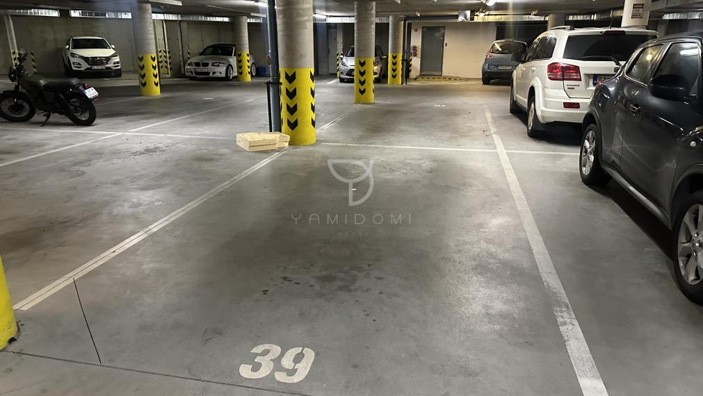 KRESANKOVA|4i byt 141m2 s garážovým státim, Karlova Ves