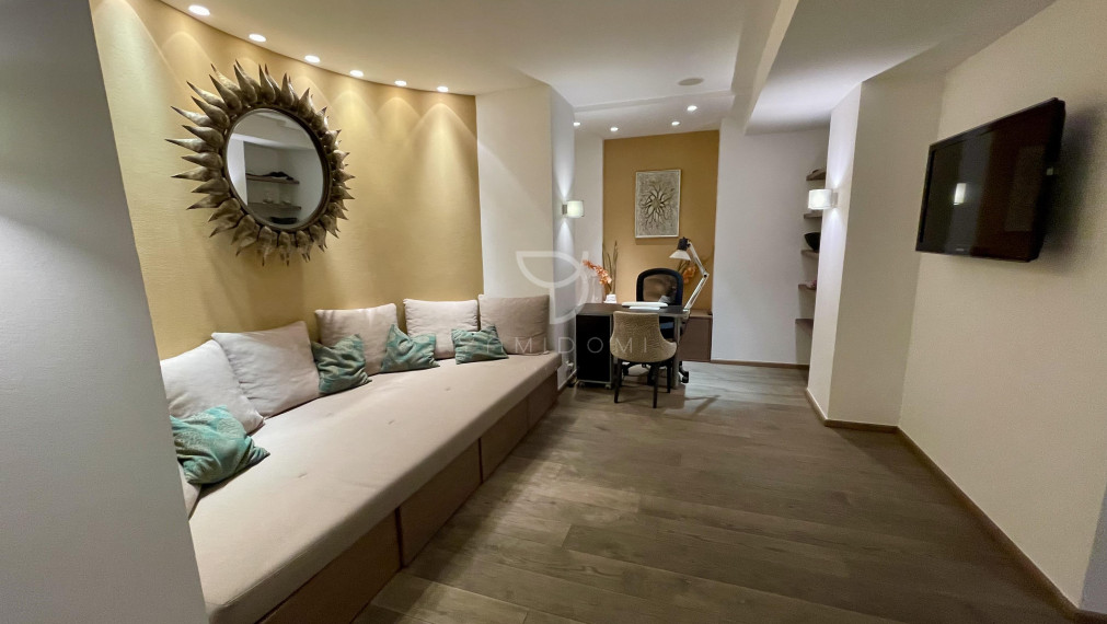 Otvorený priestor pre manikérku vo wellness centre 7 SPA - Rezidencia H L B O K Á