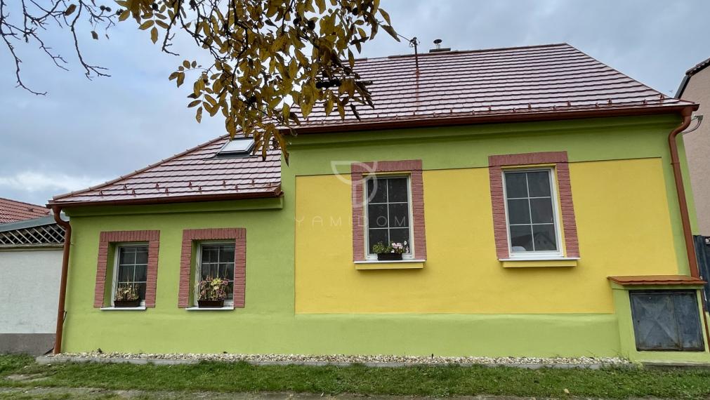 M A L É  L E V Á R E   |  5i RD s hosťovským apartmánom a veľkým pozemkom