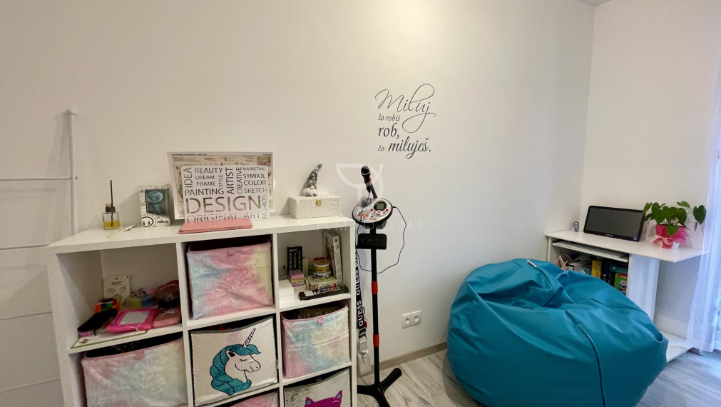 S L N E Č N I C E  |  3 izbový byt 91 m² s  balkónom+ parkovacie státie + pivnica | BAV