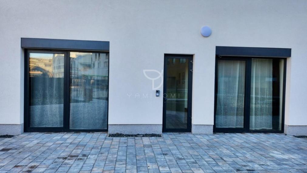 P E R L O V Á  |  3i byt 76m², terasa 10m², + záhrada 55m²  | BAV - JAROVCE