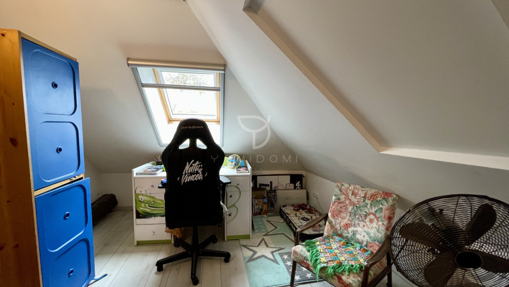 M A L É  L E V Á R E   |  5i RD s hosťovským apartmánom a veľkým pozemkom