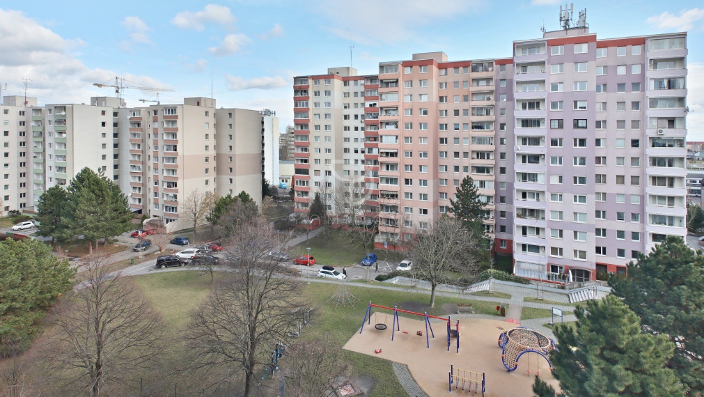 P A L K O V I Č O V A | 3 izbový byt  73,51m² s lodžiou | BA-NIVY
