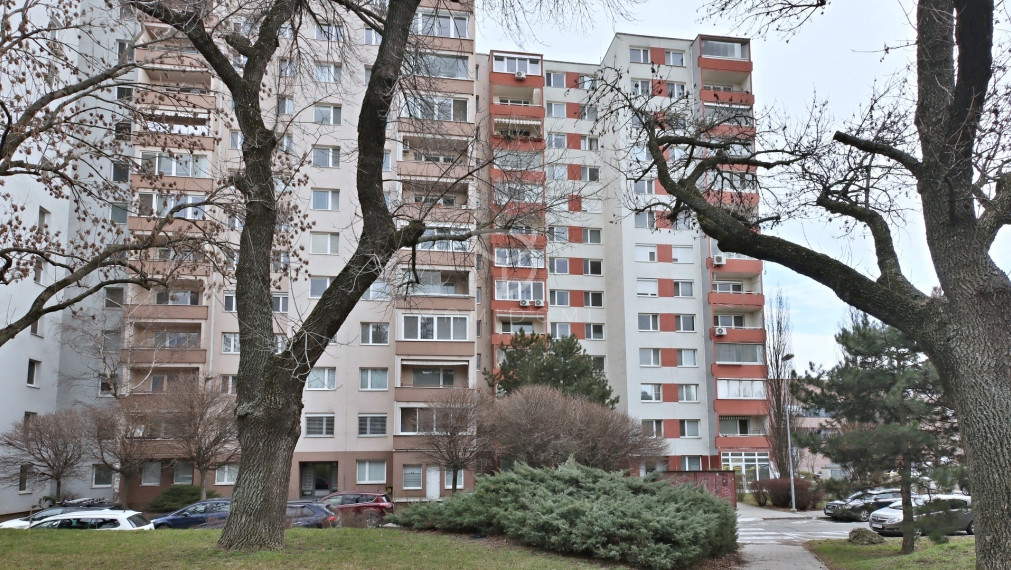 P A L K O V I Č O V A | 3 izbový byt  73,51m² s lodžiou | BA-NIVY