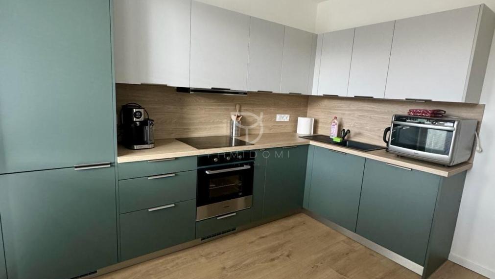 H O L Í Č S K A  | priestranná samostatná izba na prenájom | BAV - Petržalka