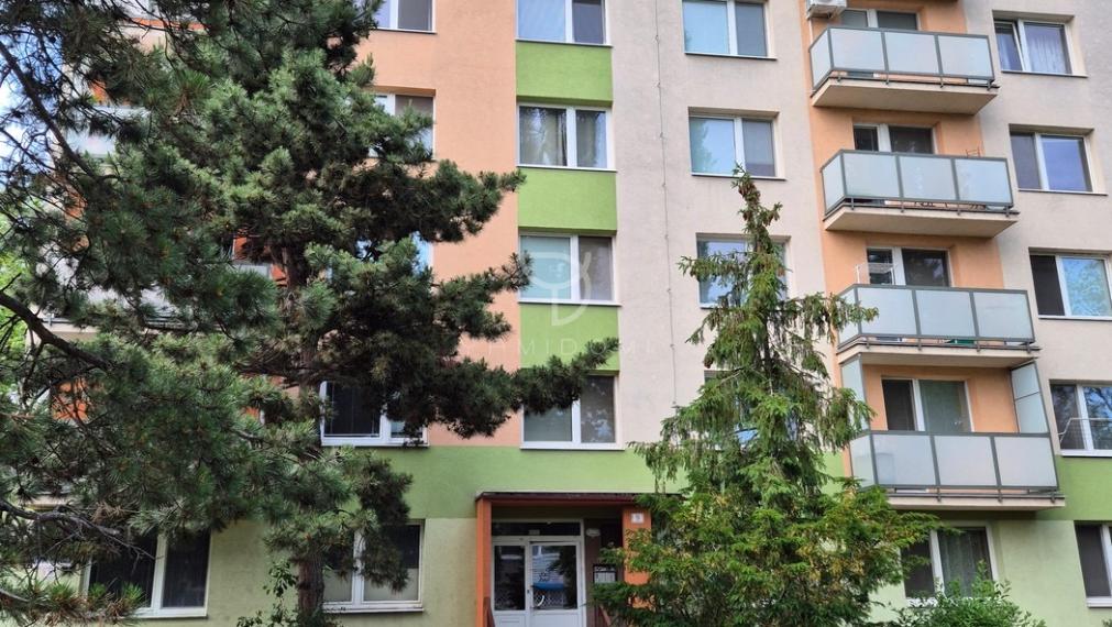 A.MRÁZA | 2ibyt 61,5 m² so šatníkom+ lodžia 3,5 m² | BAII - Ružínov