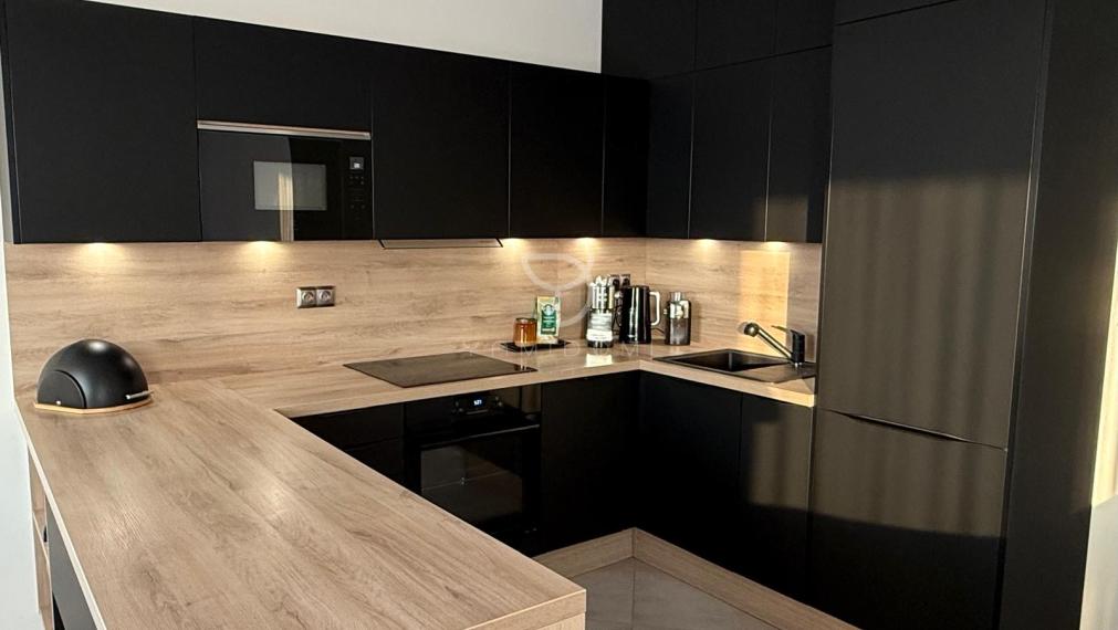 R E Z E R V O V A N É |  3 izbový byt 69 m² +  3 balkóny 9 m²  | BAV - Petržalka