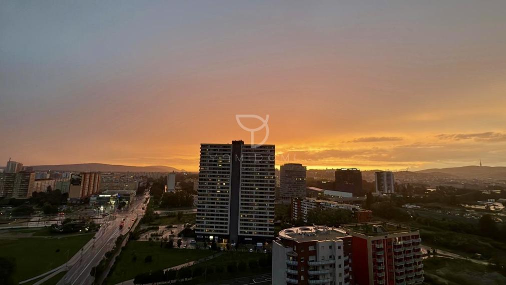 R E Z E R V O V A N É |  3 izbový byt 69 m² +  3 balkóny 9 m²  | BAV - Petržalka