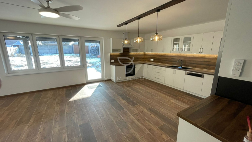 D E V Ä T I N O V Á | 4i rodinný dom so záhradou | BA II