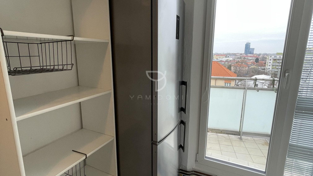 R A Č I A N S K A | 3 izbový byt 77 m² s balkónom a pivnicou |  BAIII - Nové Mesto