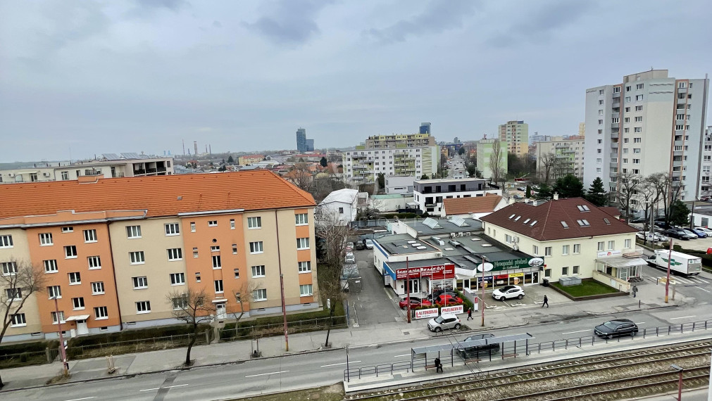 R A Č I A N S K A | 3 izbový byt 77 m² s balkónom a pivnicou |  BAIII - Nové Mesto