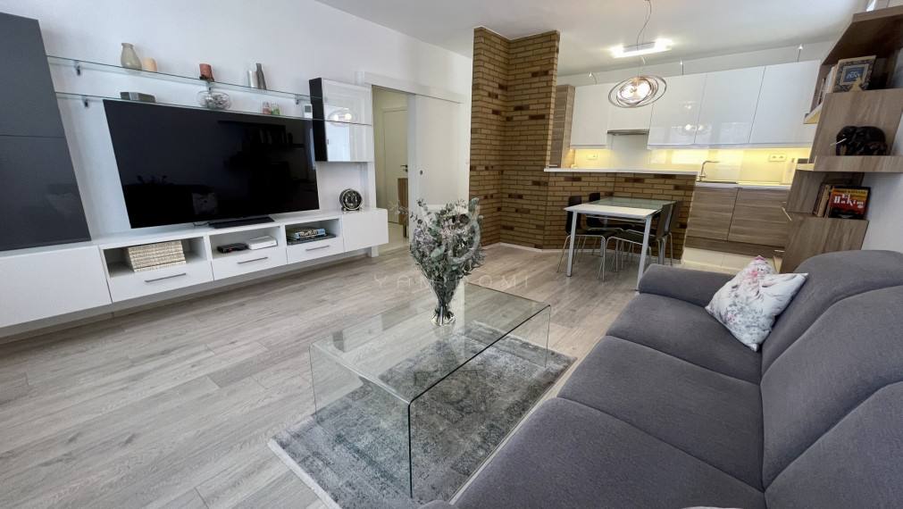 P A L K O V I Č O V A | 3 izbový byt 67 m² + lodžia + pivnica | BA-NIVY