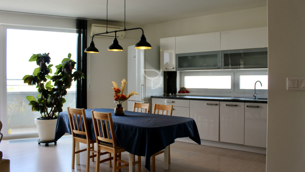 M A R T I N Č E K O V A  |  3i byt 124m² s balkónom   | BAII - RUŽINOV