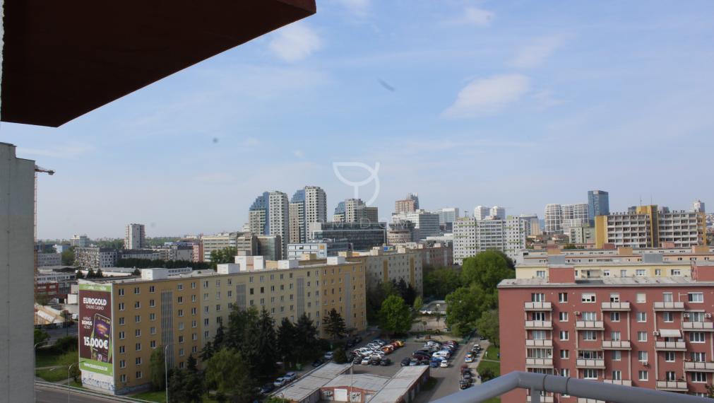 M A R T I N Č E K O V A  |  3i byt 124m² s balkónom   | BAII - RUŽINOV